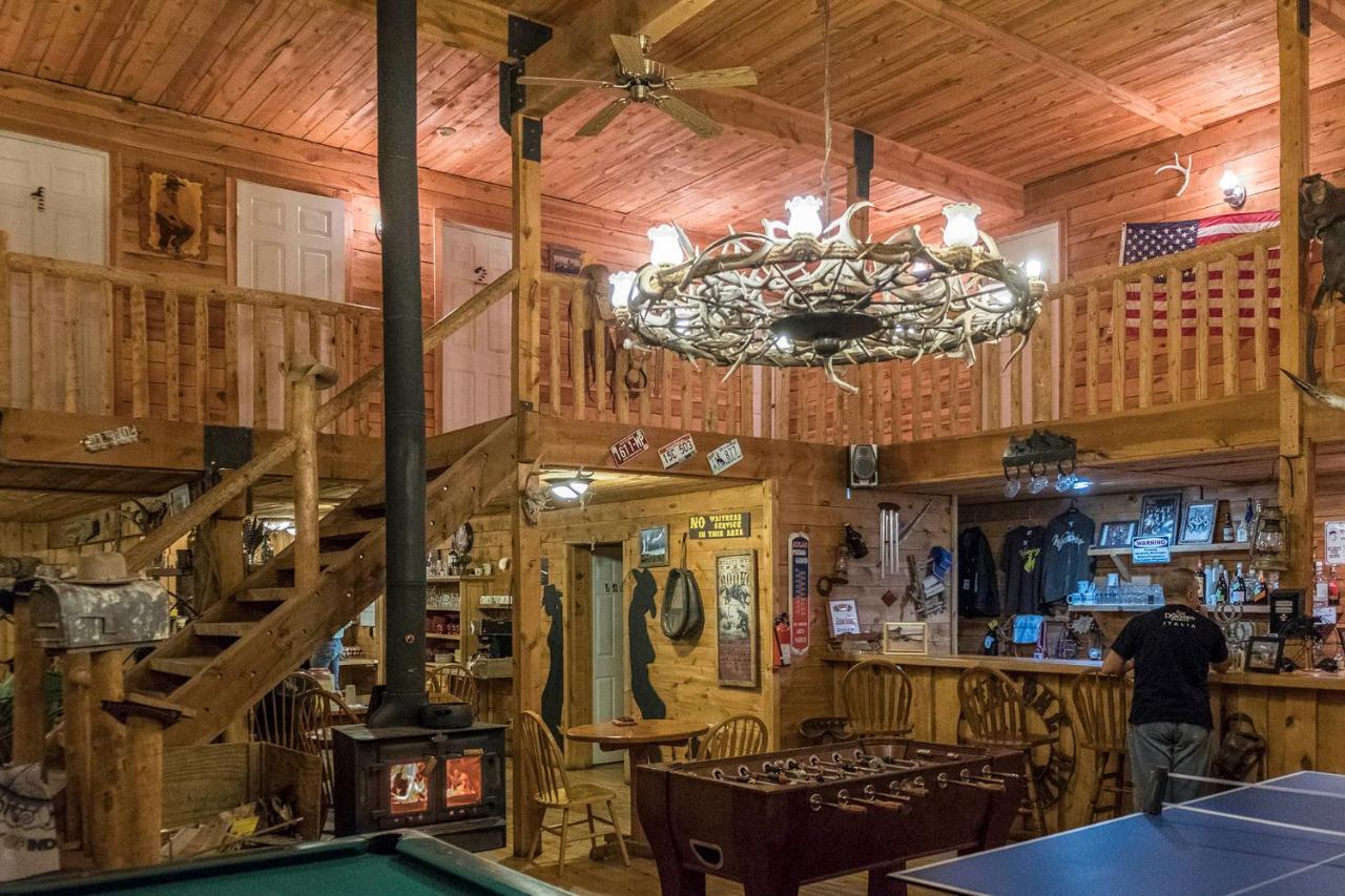 Willa Lake Guest Ranch Devils Tower Zewnętrze zdjęcie
